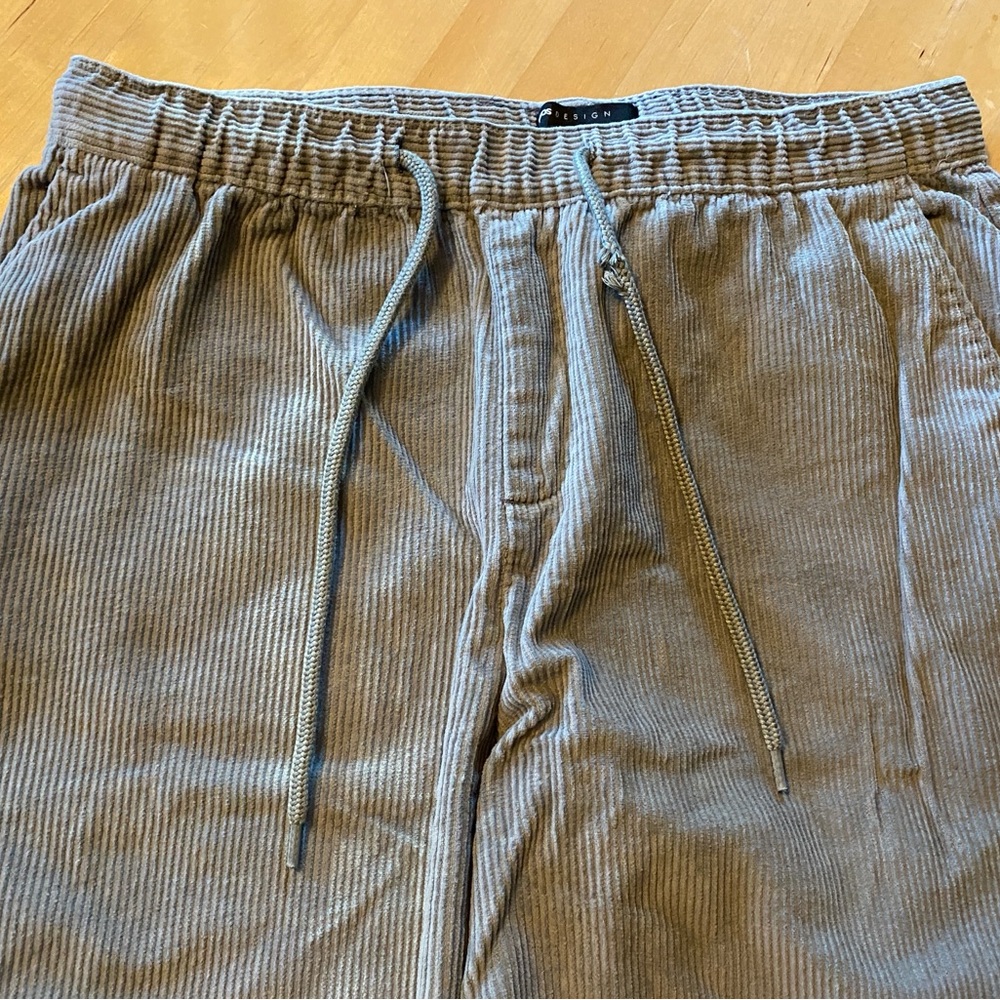 ASOS elastic waist drawstring baggy skater corduroy pants sage green size M EUC